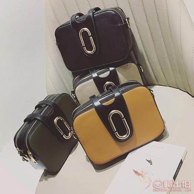 【2017新款歐美時(shí)尚寬肩帶回形針小方包百搭撞色個(gè)性斜跨女包批發(fā)M-1732】高碑店市泗莊魔方箱包加工廠 - 產(chǎn)品庫(kù)